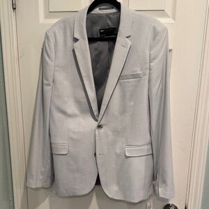 Asos Men's Light Gray three piece suit, 44reg vest/jkt, 34/32 pants